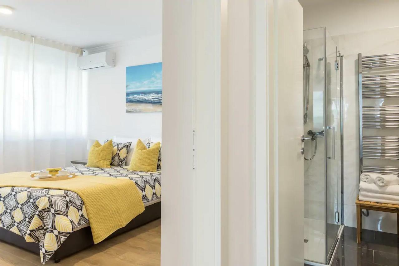 Relax & Recharge Sea View Apartment Сплит Екстериор снимка