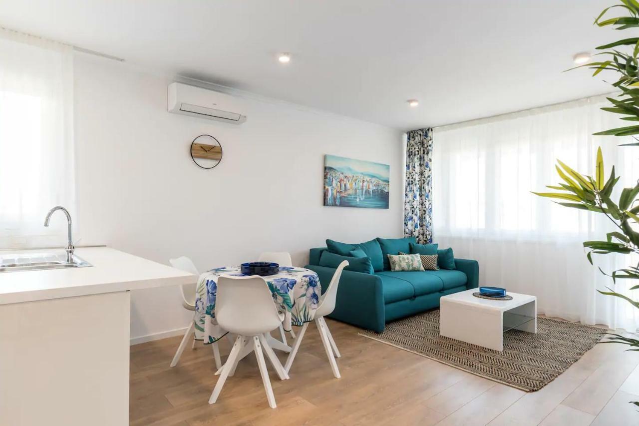 Relax & Recharge Sea View Apartment Сплит Екстериор снимка